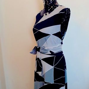 NWT Ann Taylor Geometric print Midi Dress Size 12